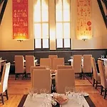 Schoolhouse Hotel
