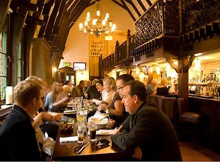 スクールハウス 4*