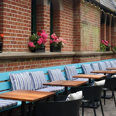 فندق Schoolhouse