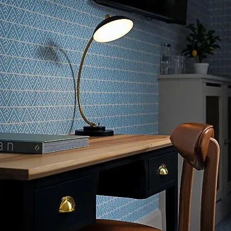 فندق Schoolhouse 4*