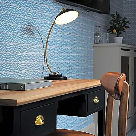 Schoolhouse Hotell 4*