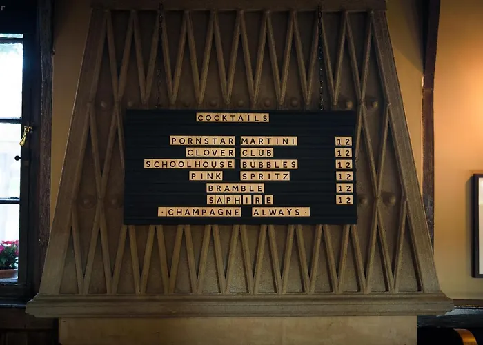 ホテル スクールハウス 4*